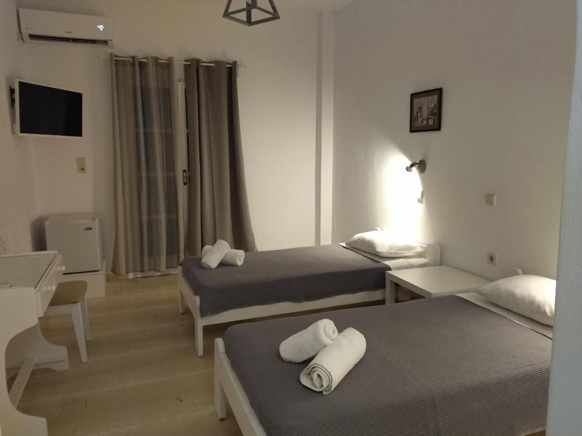 Oscar Hotel Kamári Zewnętrze zdjęcie