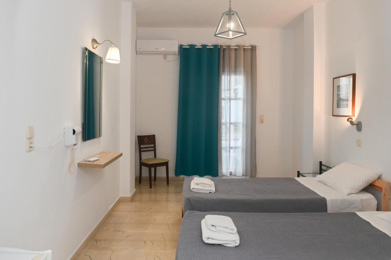 Oscar Hotel Kamári Zewnętrze zdjęcie